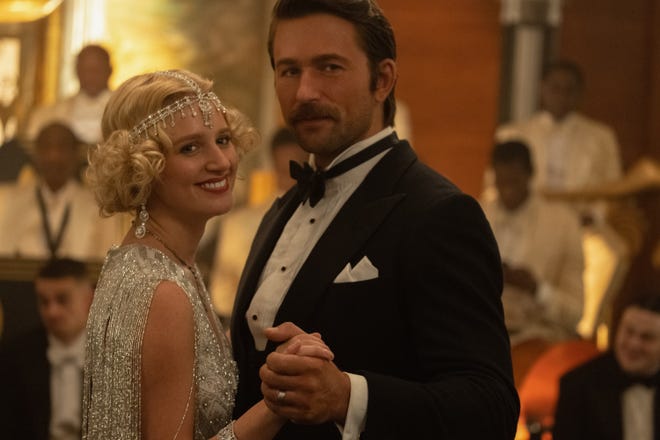 Julia Schlaepfer como Alexandra e Brandon Sklenar como Spencer na 1ª temporada de "1923," O casal da TV encontrou um pequeno obstáculo no caminho para casa, no Rancho Yellowstone, para salvar o dia.
