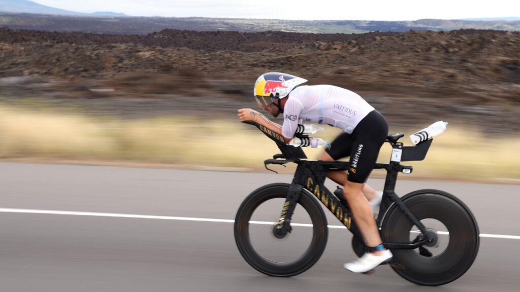 Sam Laidlow IRONMAN World Championship 2024 Kona bike (Crédito da foto: Getty Images for IRONMAN)