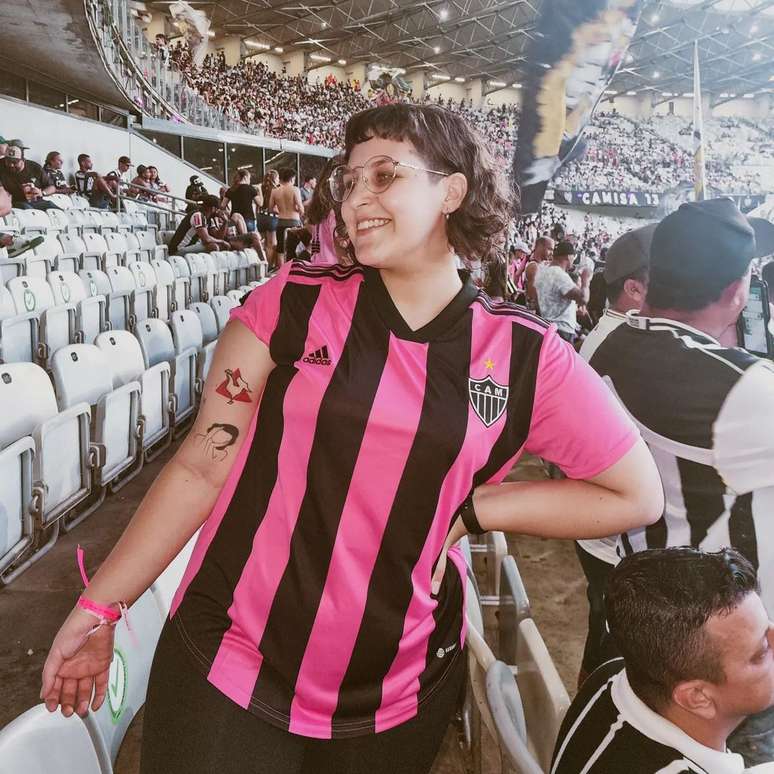 A arquiteta Raquel Siman (25) em um jogo do Atlético-MG, no Mineirão ( A arquiteta Raquel Siman (25) em um jogo do Atlético-MG, no Mineirão (