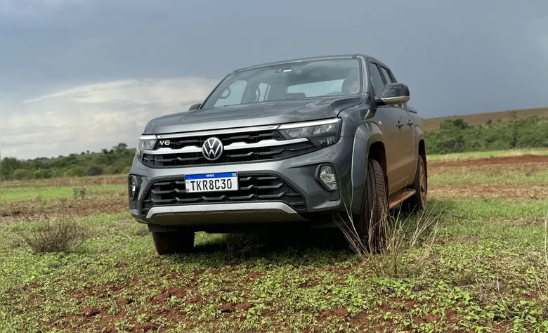 Teste: VW Amarok 2021 mexe no visual, mas seu maior trunfo ainda é o motor V6