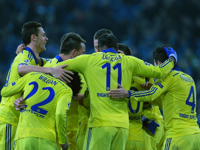 Chelsea comemorando gol durante jogo da Liga dos Campeões com o Schalke 04 em novembro de 2014.