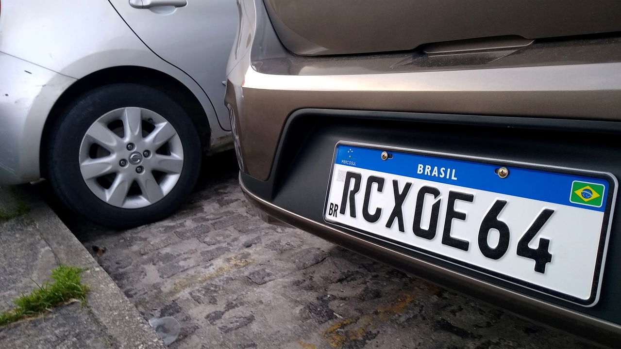 Nova lei das placas: prazo para todos os veículos brasileiros se regularizarem