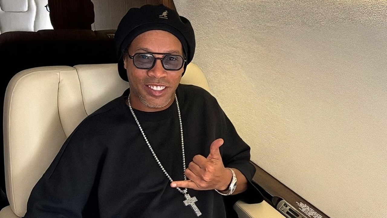 Ronaldinho Gaúcho: Quanto vale o sorriso mais famoso do futebol?