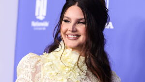 Lana Del Rey: A jornada de uma artista que conquistou o mundo e a fortuna