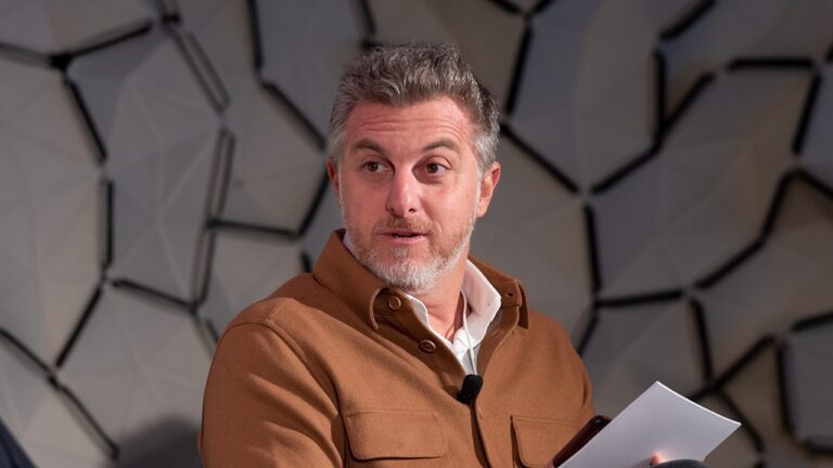 Luciano Huck: Conheça o Império Bilionário Escondido por Trás da Fama