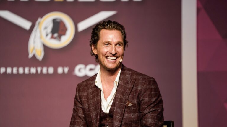 Matthew McConaughey impressiona com uma riqueza de outro mundo!