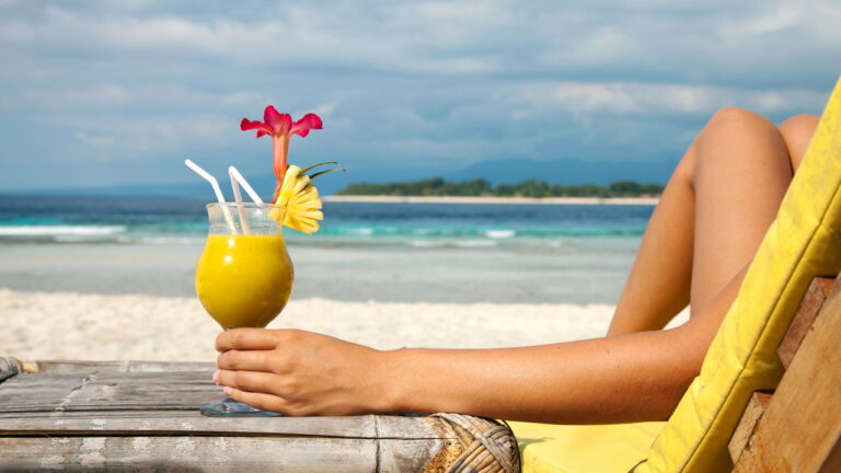 Novembro com 3 feriados: veja as datas e aproveite os feriadões