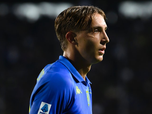 Lorenzo Colombo fotografado em ação pelo Empoli em 30 de outubro de 2024