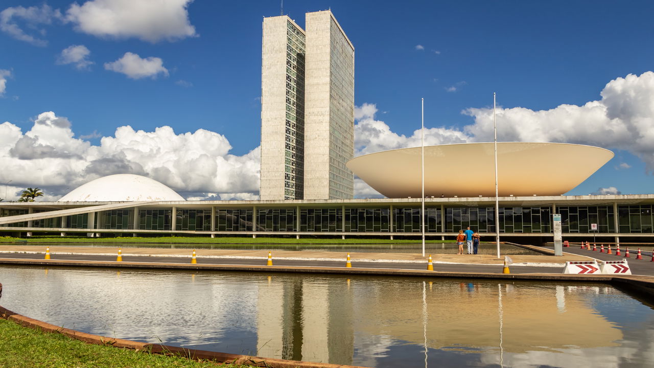 Conheça as piores cidades brasileiras para se viver em 2025