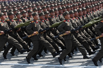 Soldados norte-coreanos realizaram ataques em Kursk, mas foram defendidos pelas forças ucranianas. (AP/Ng Han Guan, foto de arquivo)