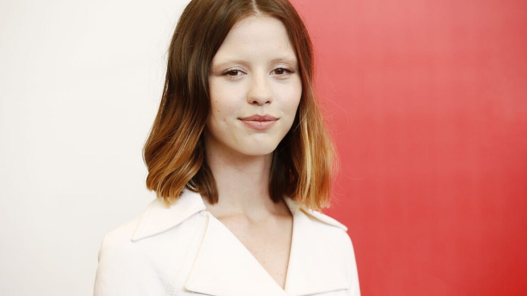 Mia Goth: O Patrimônio do Terror Moderno em Hollywood