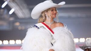 Previsões do Grammy vencem para Beyoncé, Sabrina Carpenter