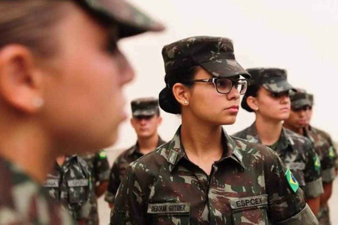 Mulheres que desejarem se alistar no serviço militar poderão fazê-lo voluntariamente no ano em que completarem 18 anos. -  (crédito: Divulgação Exército Brasileiro)