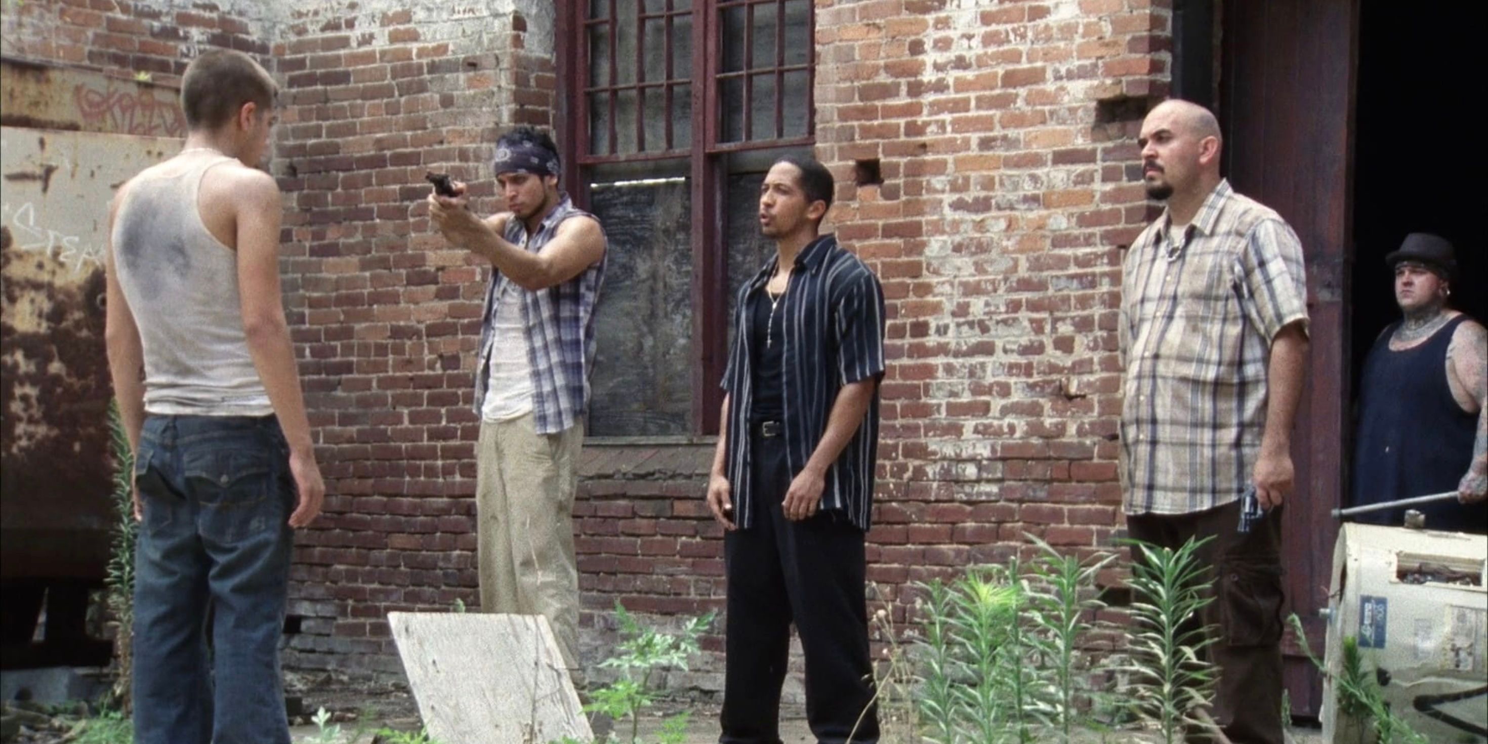 A temporada mais aterrorizante de The Walking Dead foi destruída por esse erro criativo 1 A gangue Vatos na primeira temporada de Walking Dead